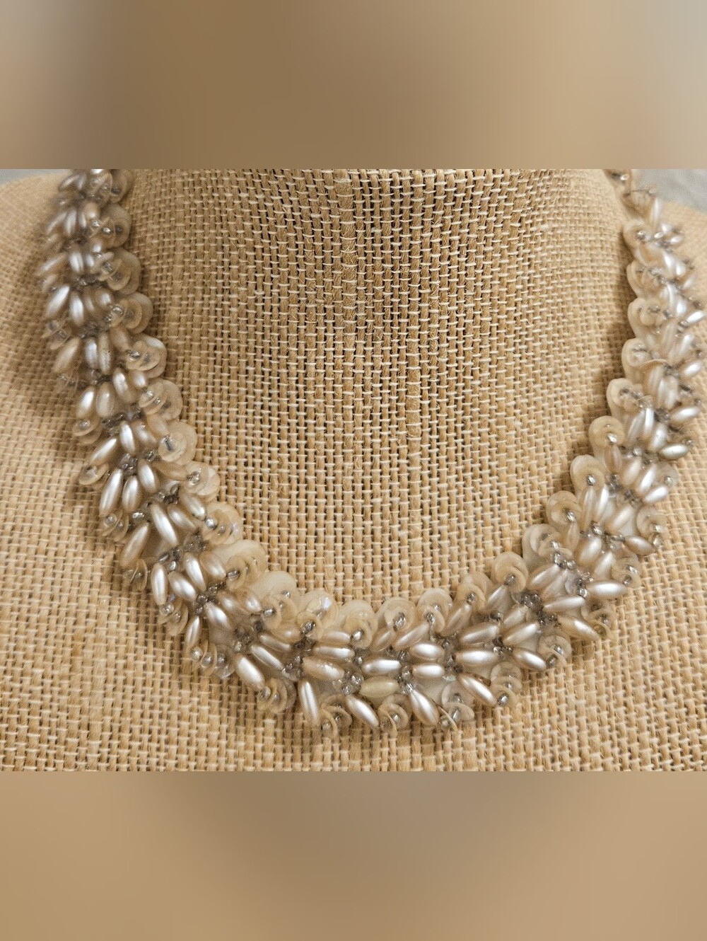 VINTAGE FAUX PEARL SEQUIN BEADS WOVEN COLLAR CHOKER NECKLACE FILIGREE BOX CLASP